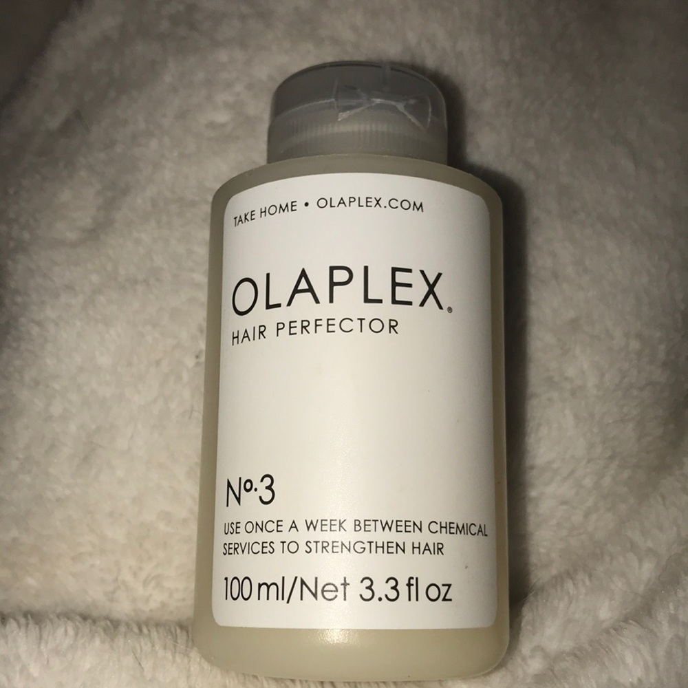 OLAPLEX HAIR Perfector No.3 - Hair Strengthener.